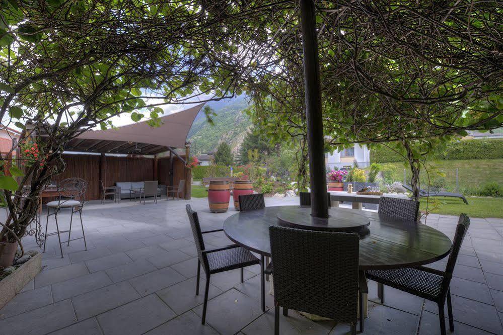 Reves Gourmands, Hotellerie & Gastronomie Vernayaz Luaran gambar
